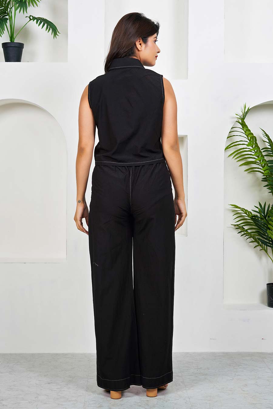 Black Boxy Crop Shirt