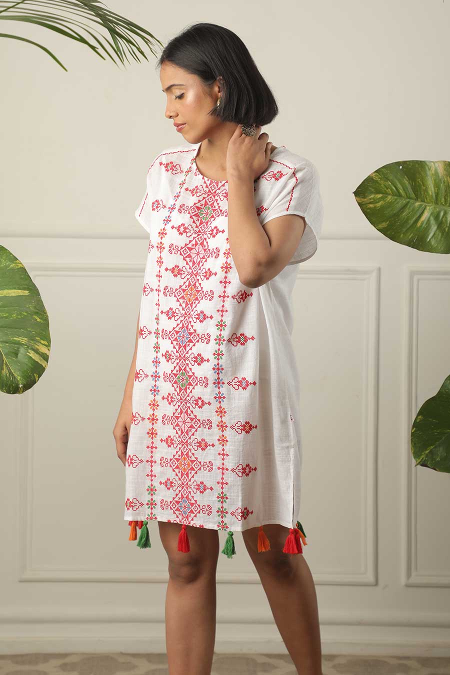 White Embroidered Short Kaftan Dress