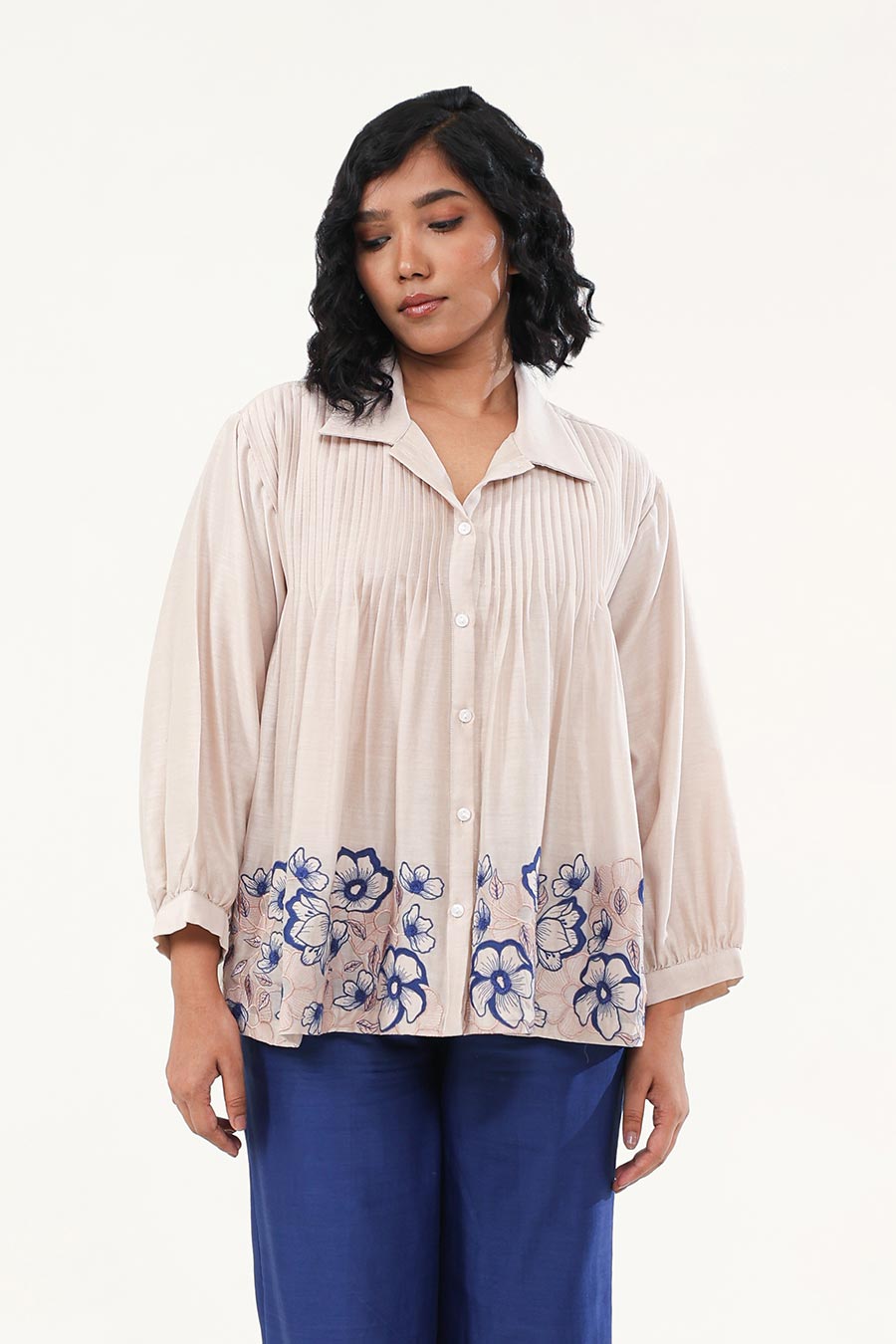 Off-White & Blue Zinnia Embroidered Shirt
