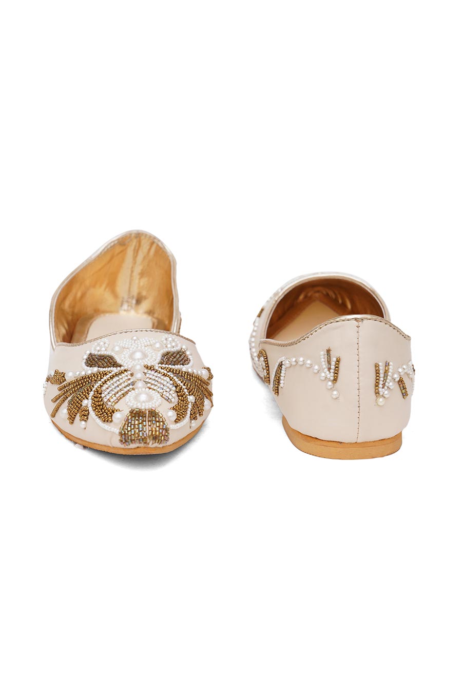 Cream Noor Hand Embroidered Juttis
