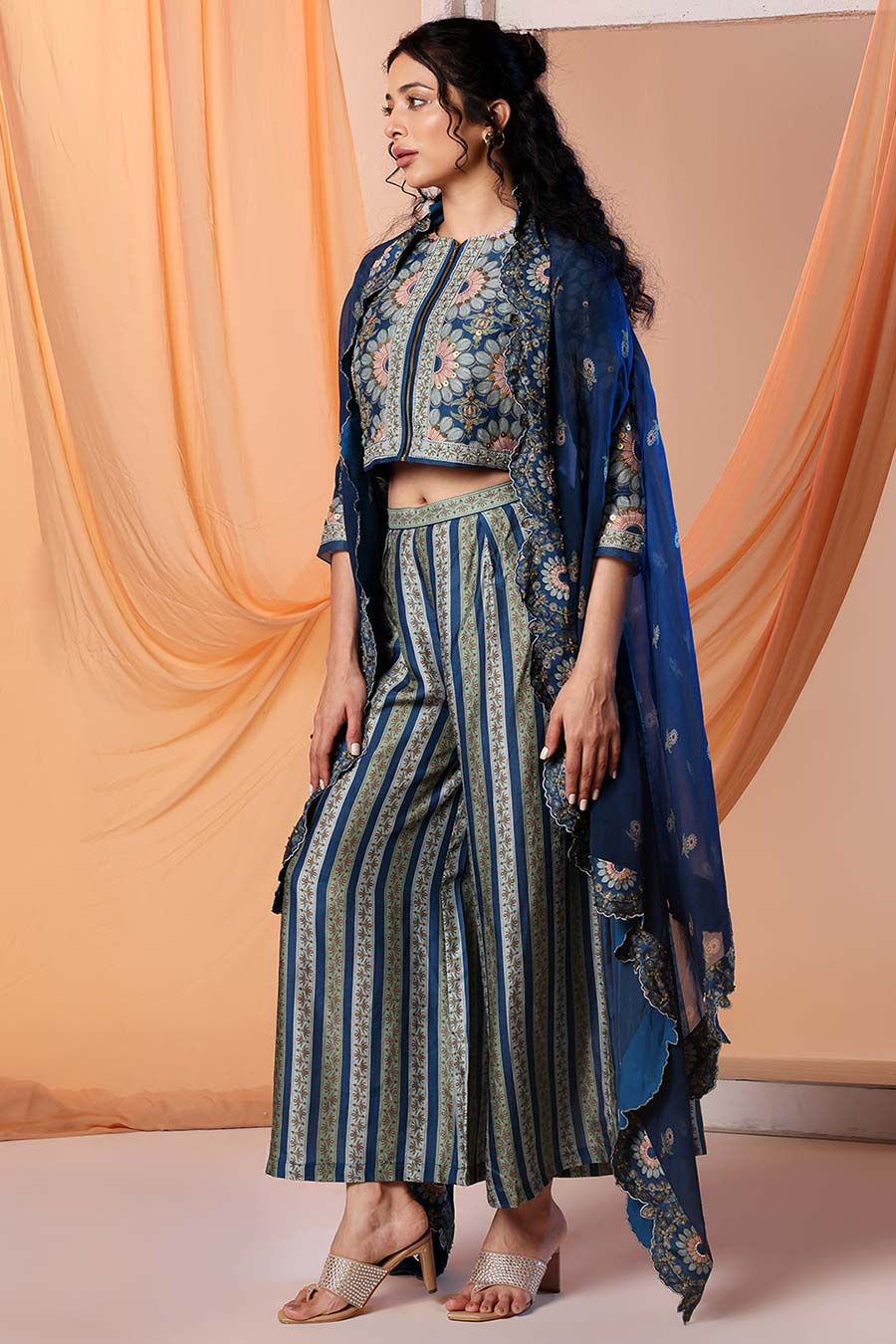 Navy Blue Earaya Printed Co-Ord Set With Cape