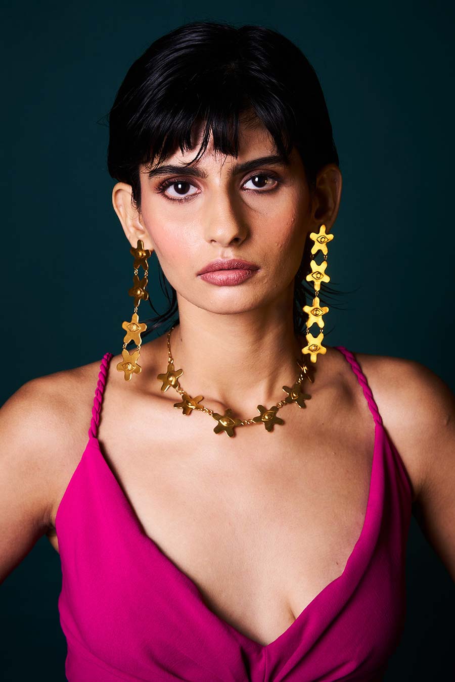 Kamal Aankhen Gold Plated Earrings & Necklace Jewellery Set