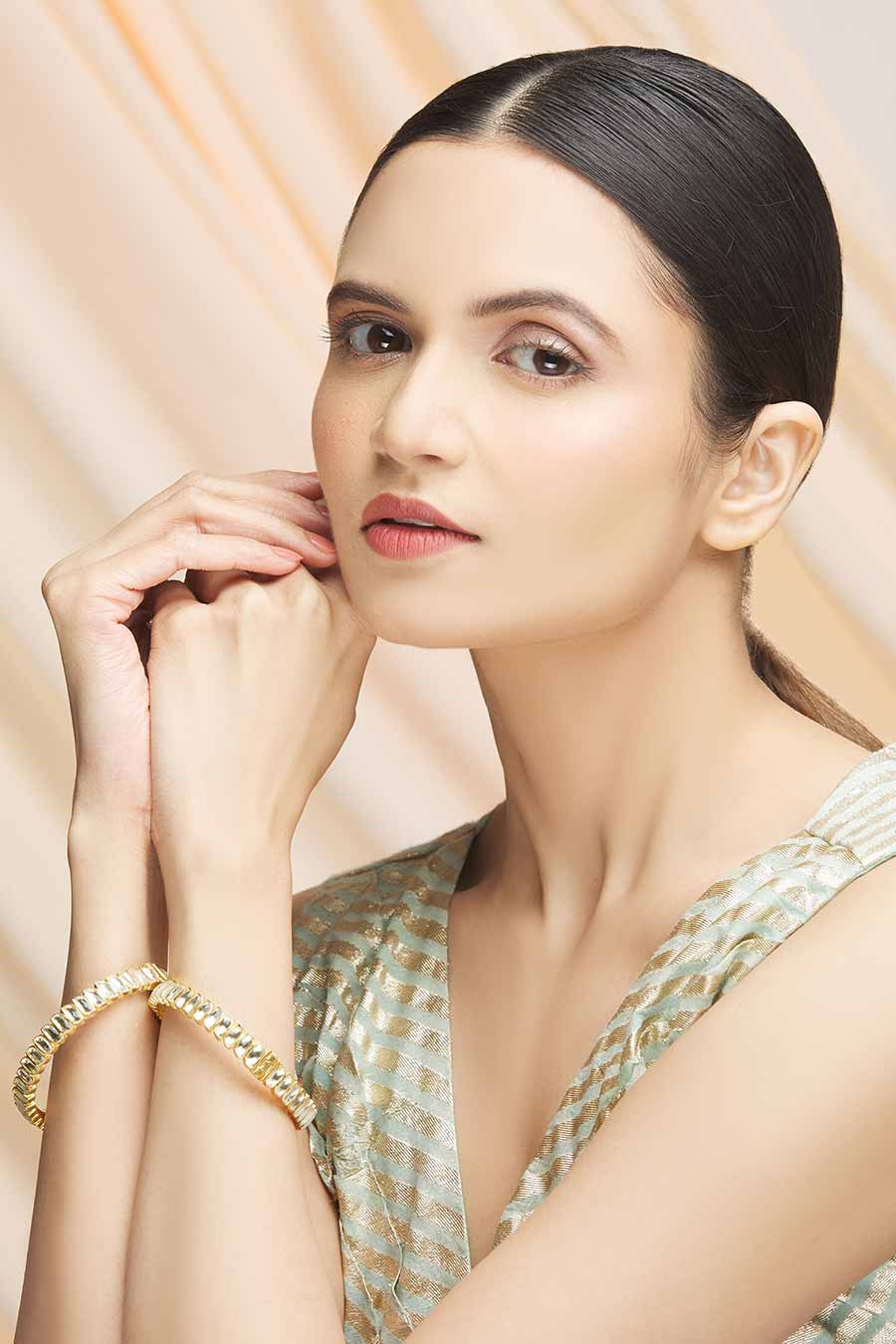 Kundan Studded Bangles (Set Of 2)