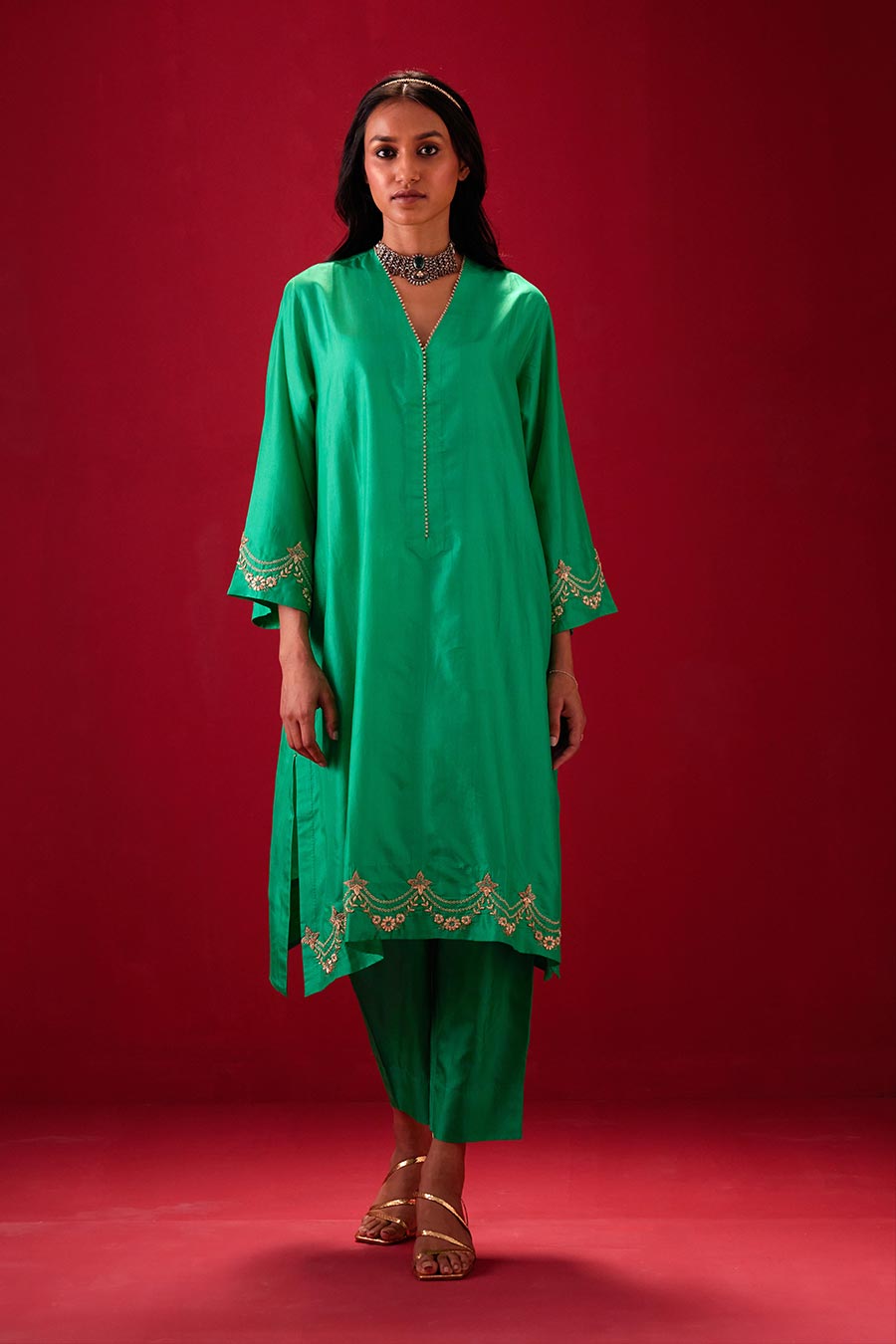 Emerald Green Silk Embroidered Kurta & Pant Set