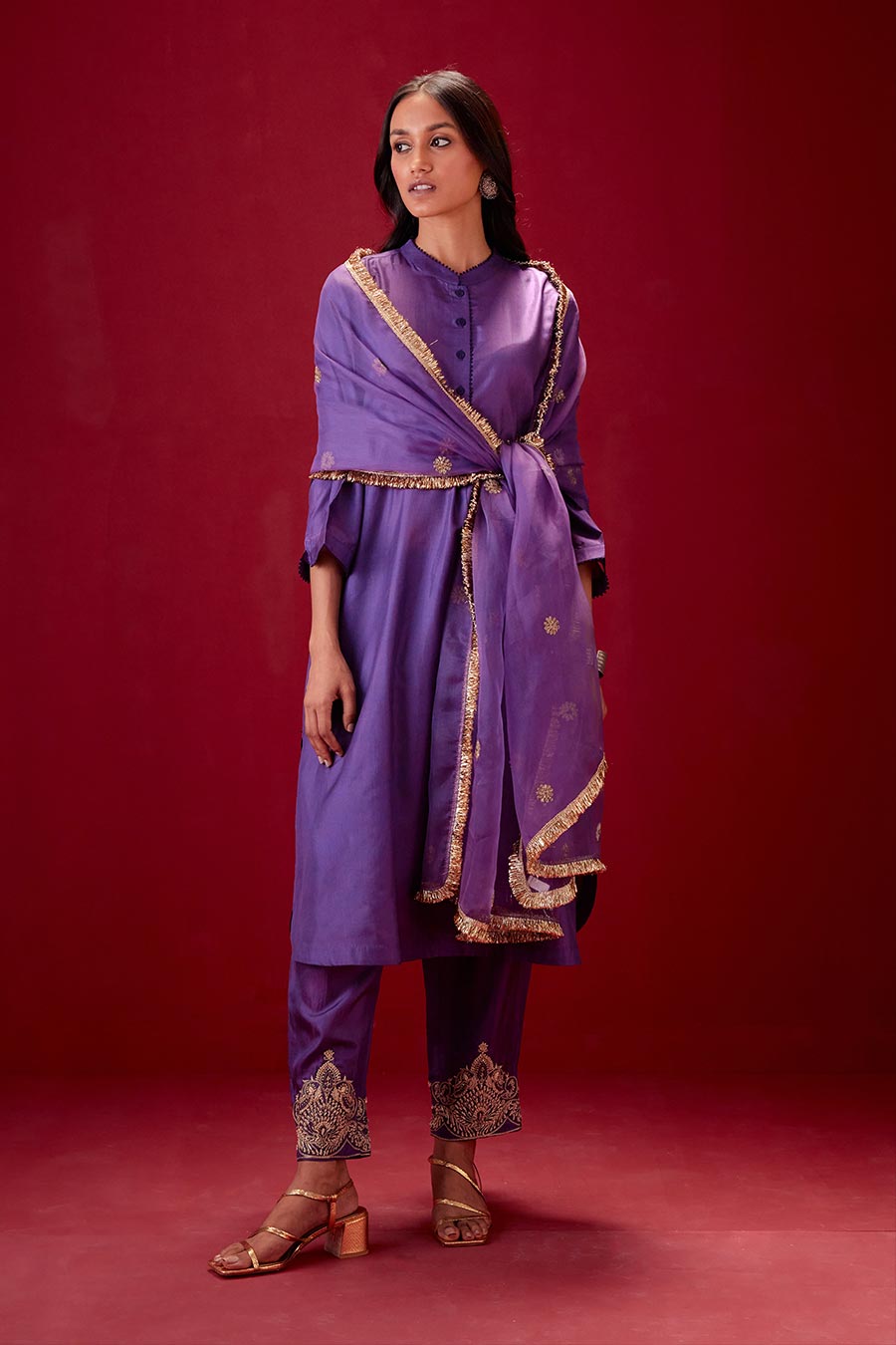 Grape Silk Organza Embroidered Dupatta