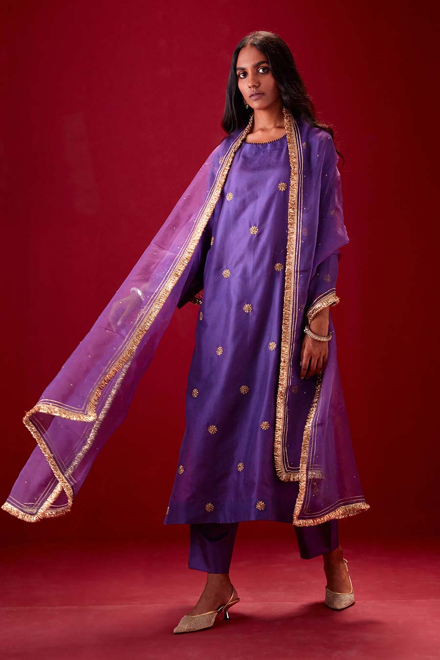 Grape Silk Organza Embroidered Dupatta