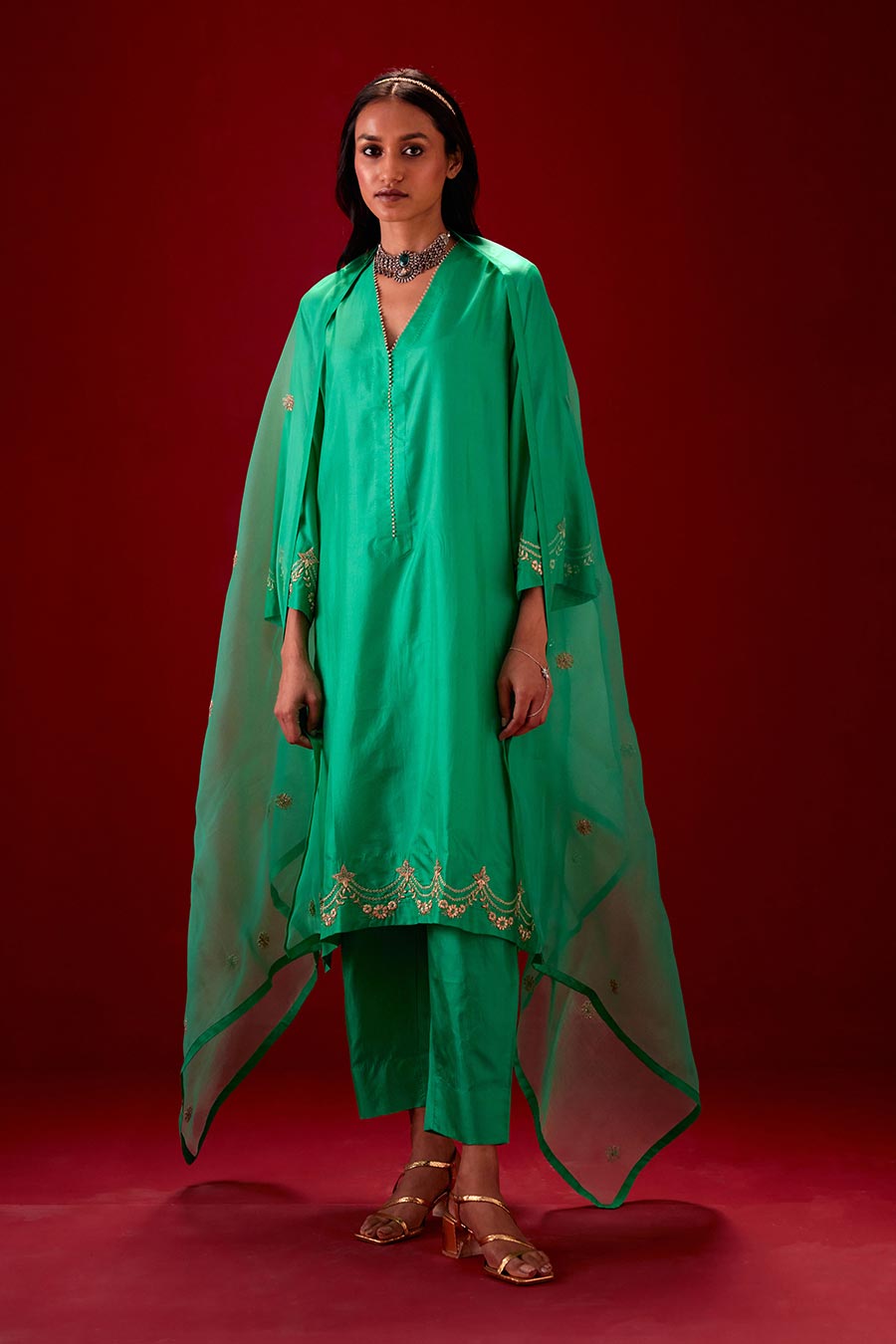 Emerald Green Silk Organza Embroidered Dupatta