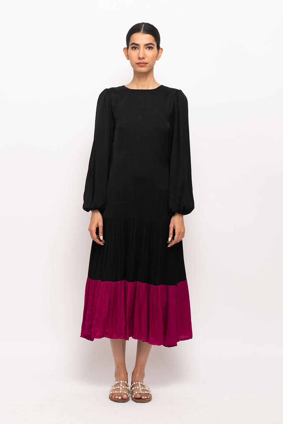 Black-Wine Gather Maxi Dress