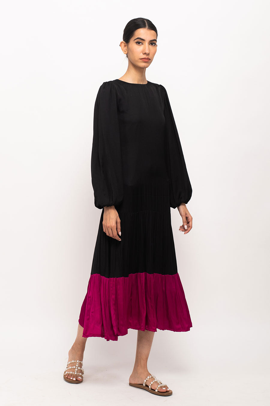 Black-Wine Gather Maxi Dress