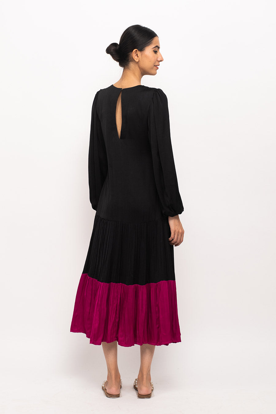 Black-Wine Gather Maxi Dress