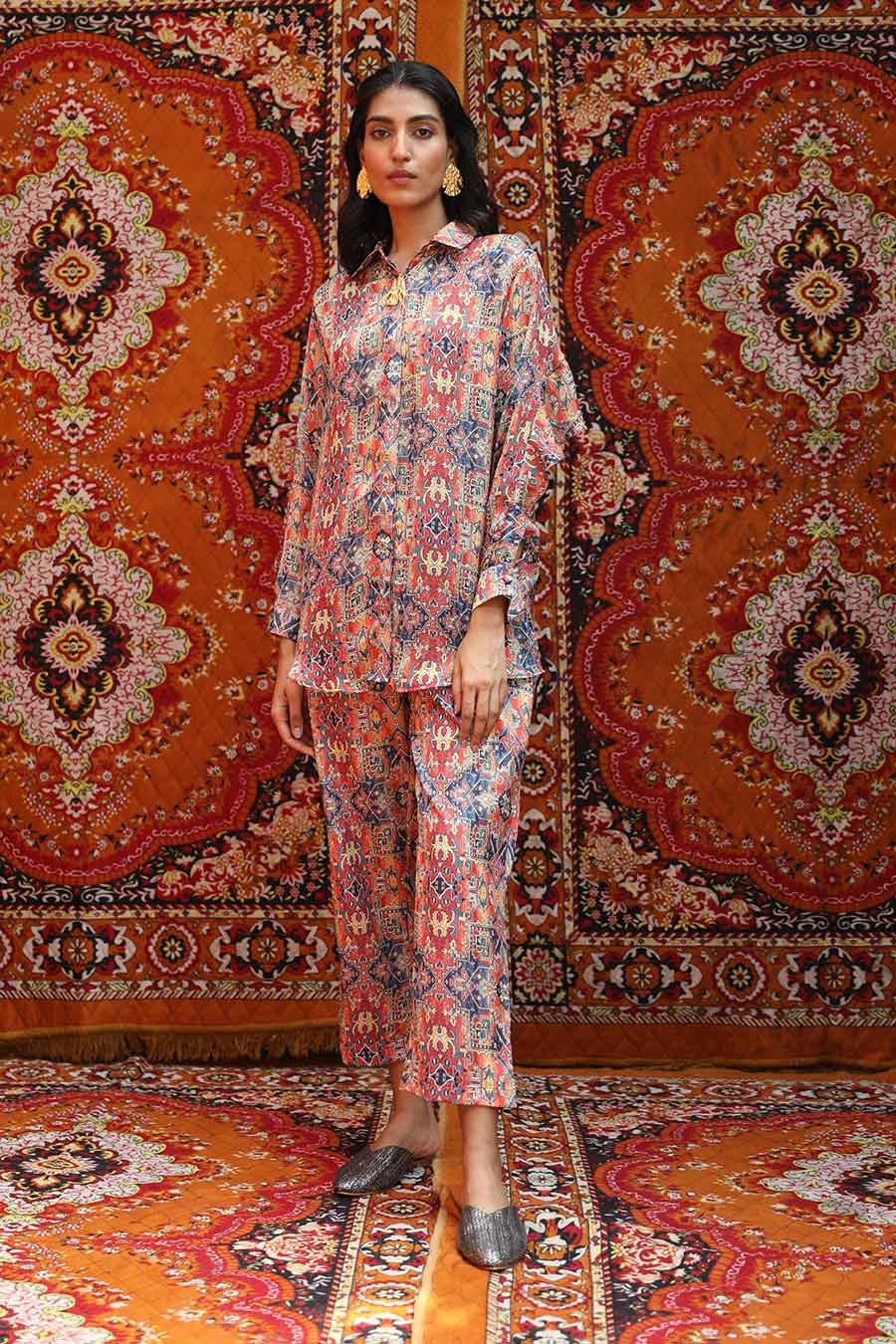 Taza - Curtain Shirt & Pants Co-Ord Set