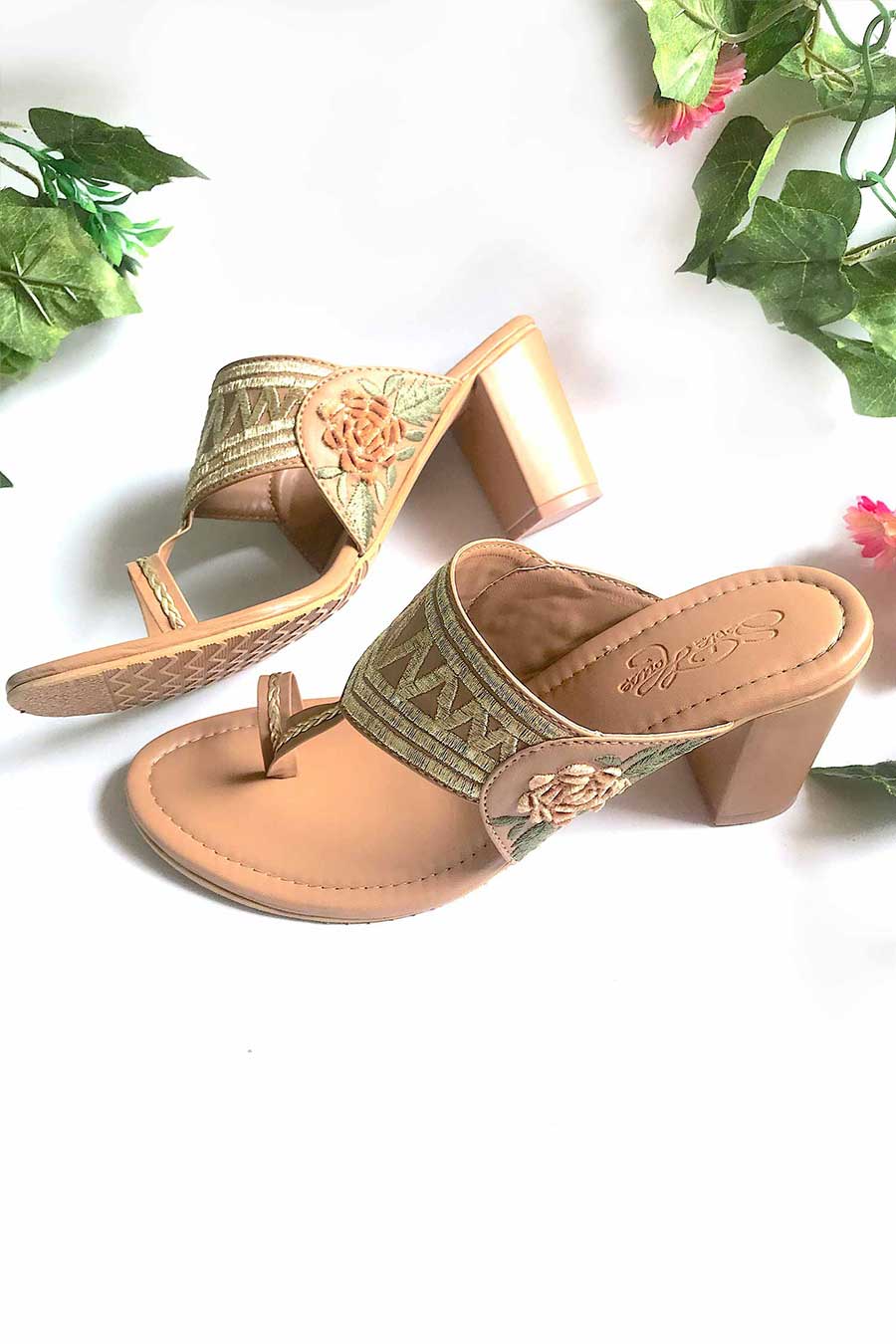 Nude Zari Kolhapuri with Heels