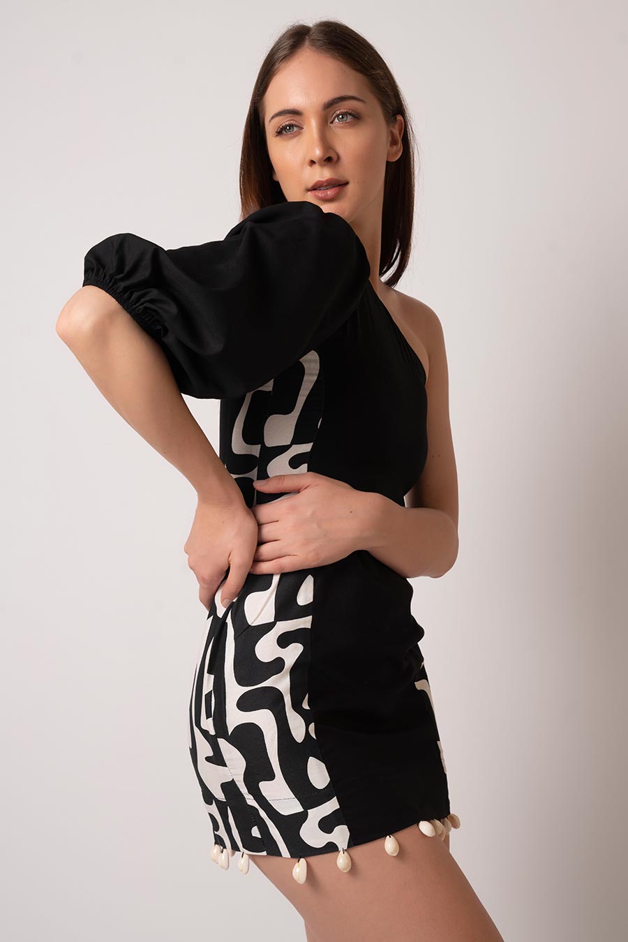 Black One-Shoulder Short Dress