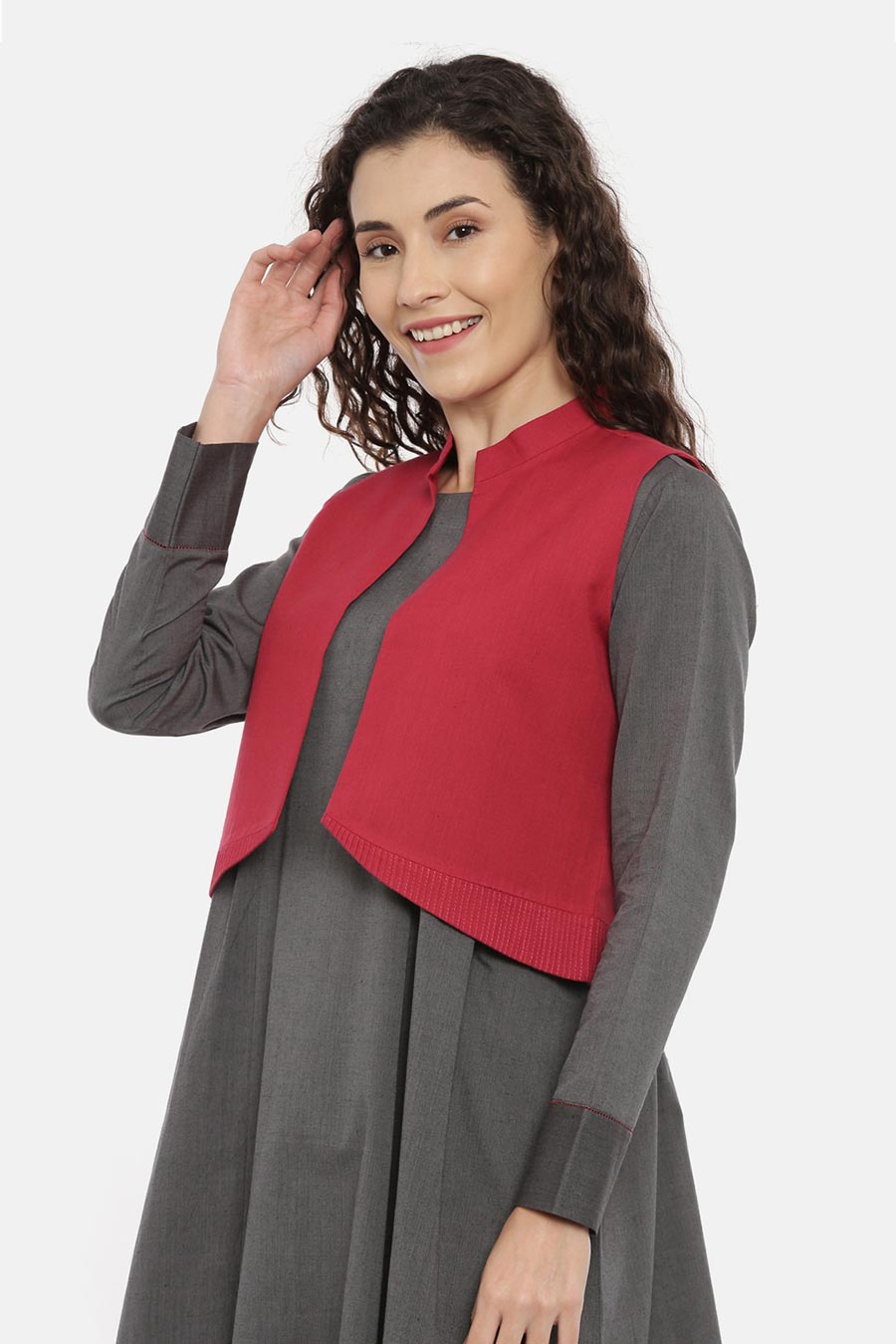 Red Pleated Short Open Jacket