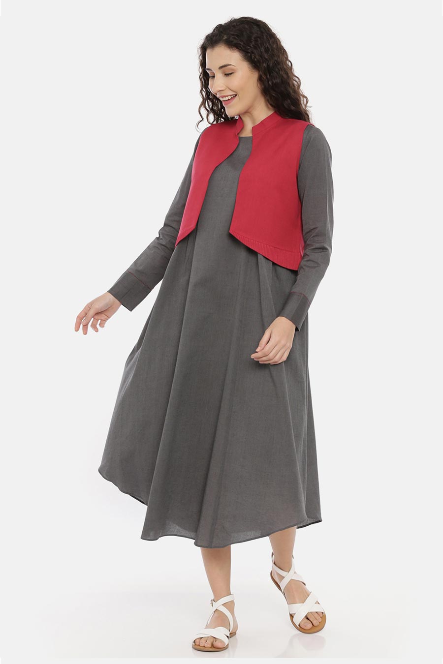 Red Pleated Short Open Jacket