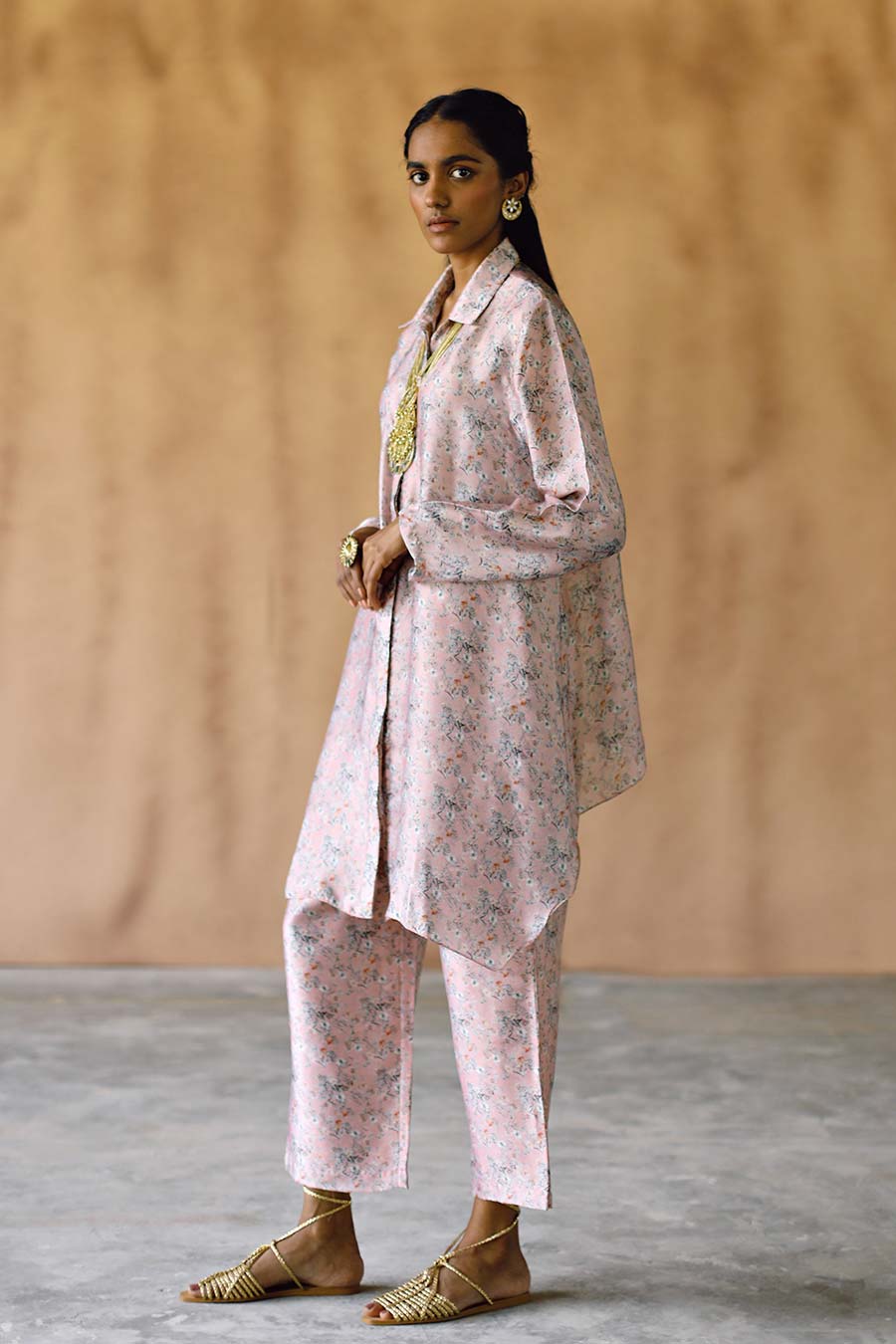 Peach Floral Melon Low Back Shirt