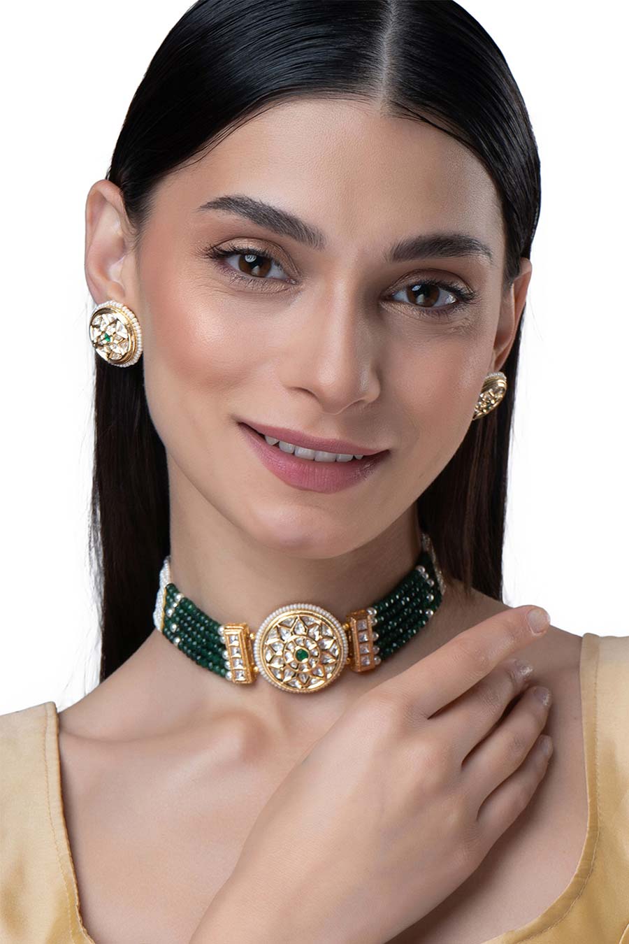 Gold Finish Emerald Green Stone & White Pearls Choker Set