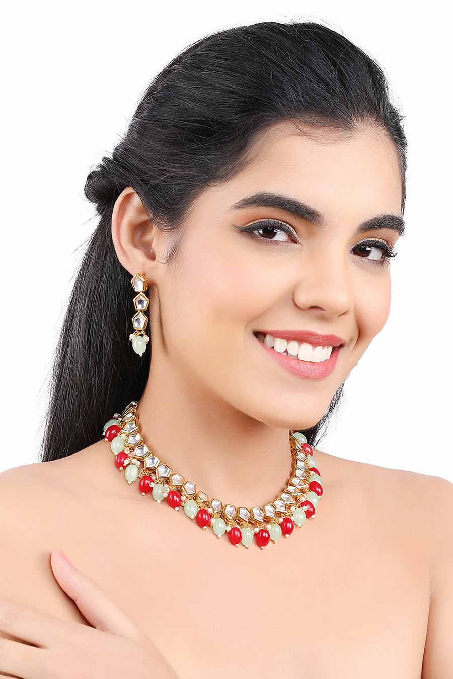 Gold Finish Diamond Shape Kundan Choker Necklace & Earrings Set