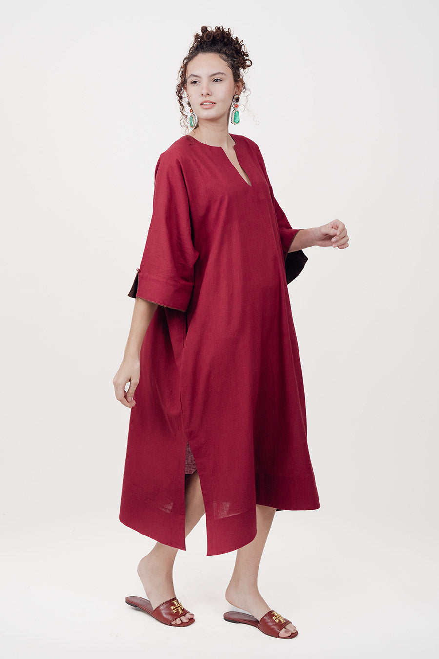 Pravaah Marron Cotton Linen Kaftan