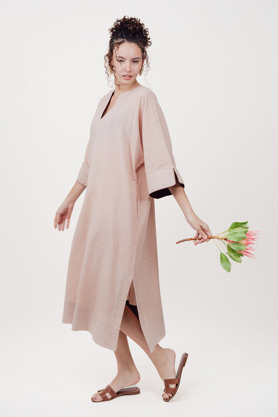 Pravaah Champagne Cotton Linen Kaftan