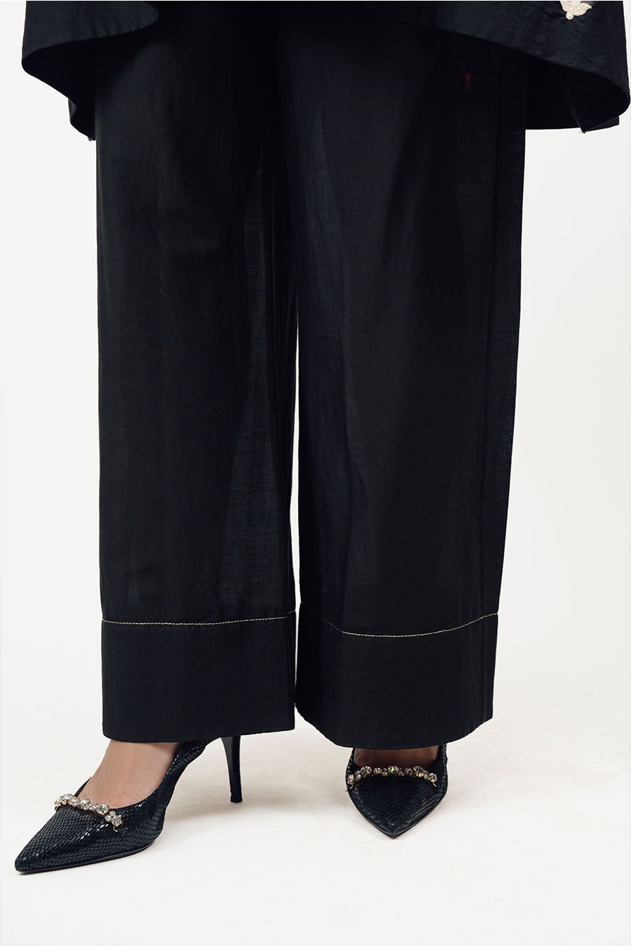 Taara Black Cotton Silk Embroidered Co-Ord Set