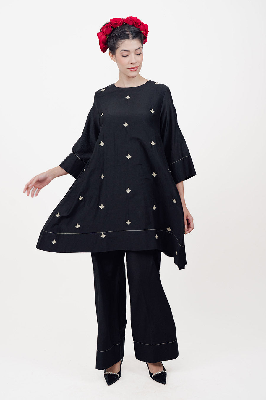 Taara Black Cotton Silk Embroidered Co-Ord Set