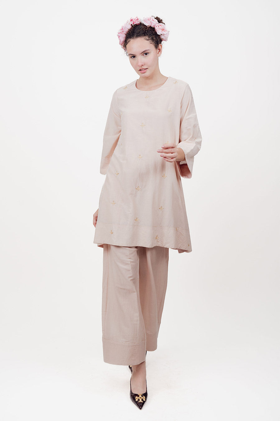 Taara Ivory Bluch Cotton Silk Embroidered Co-Ord Set