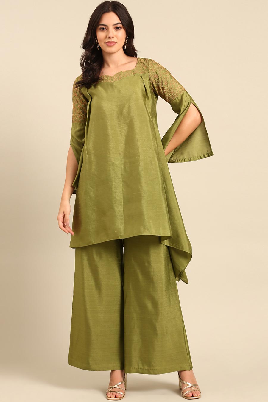Green Embroidered Tunic & Pant Co-Ord Set