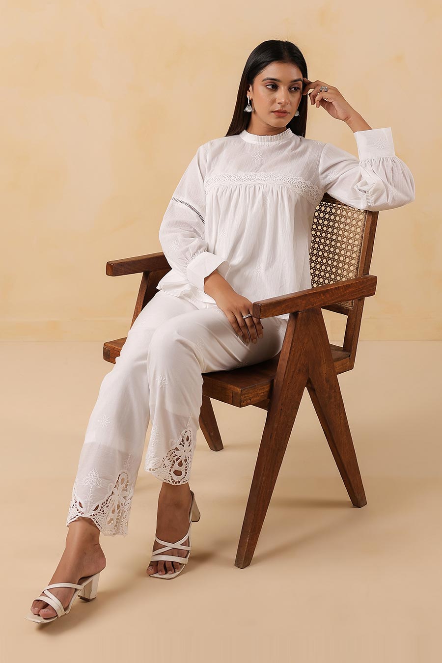 White Cotton Embroidered Pant