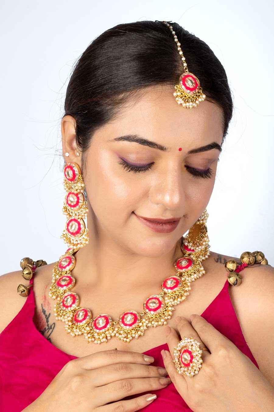 Aurora Peach Embroidered Necklace Set