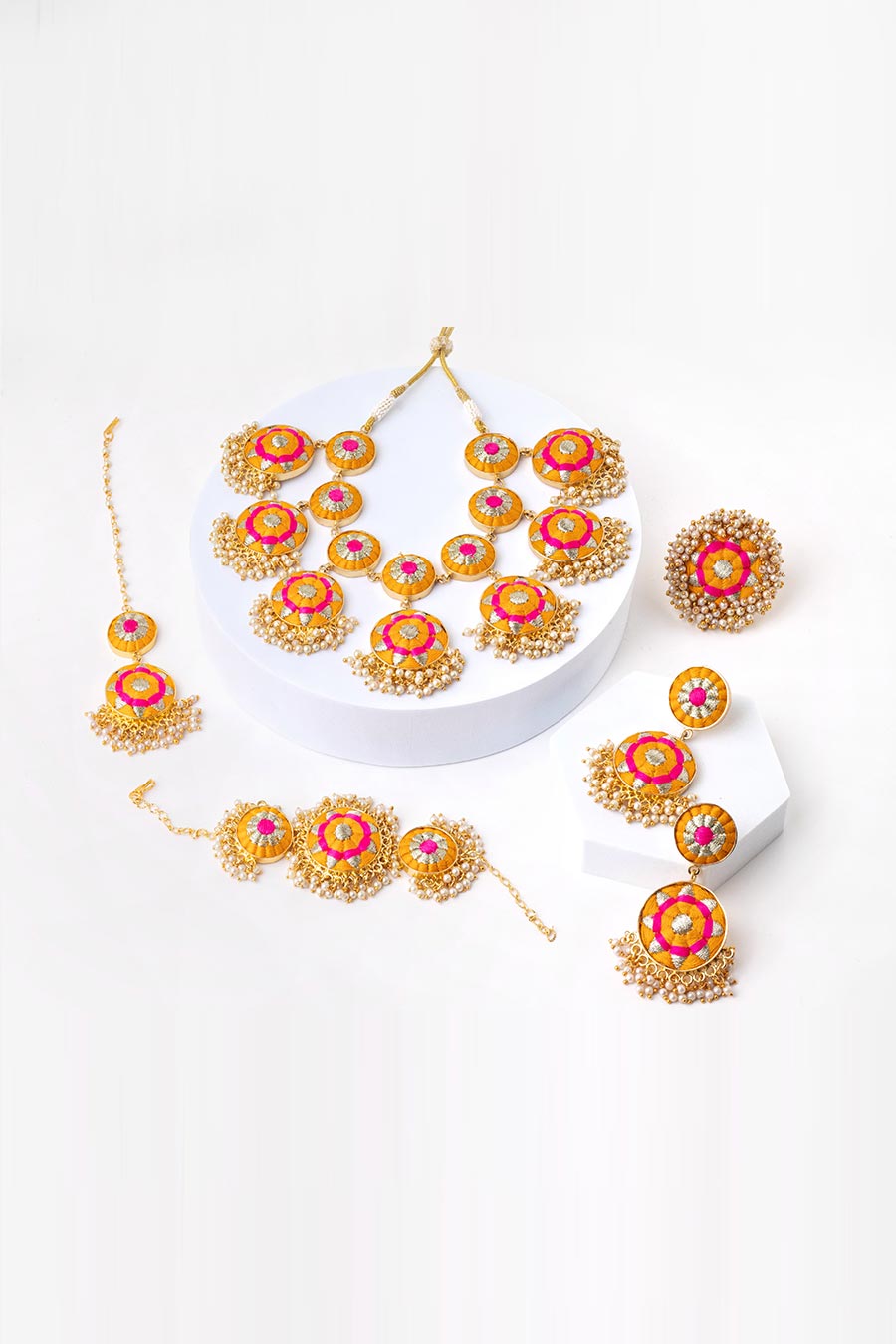 Bright Blossom Mustard & Pink Thread Necklace Set