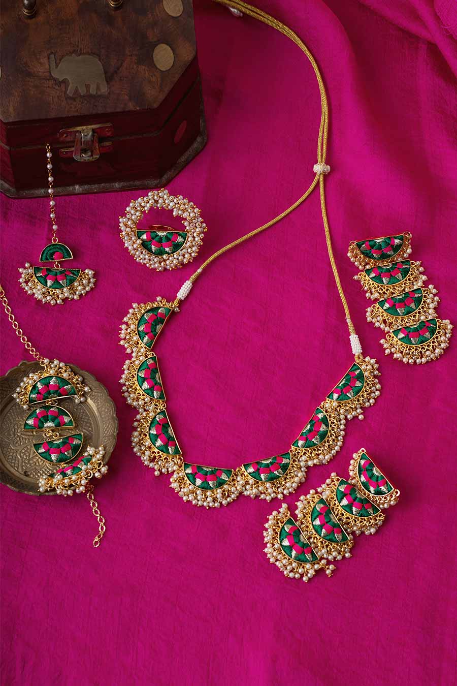 Emerald Fern Semi Circular Necklace Set