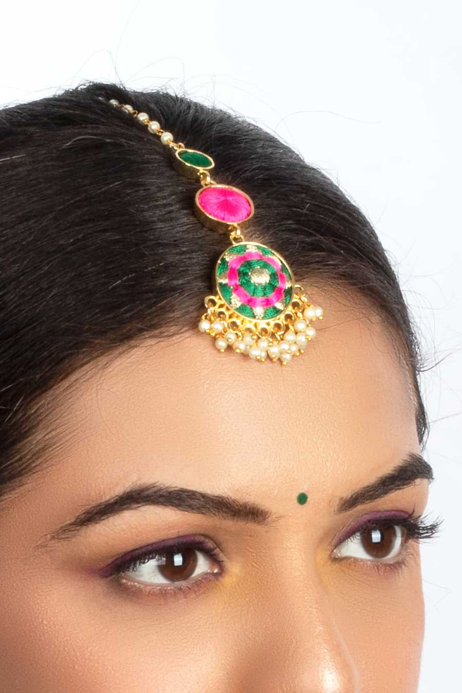 Olive Blossom Dark Green Circular Necklace Set