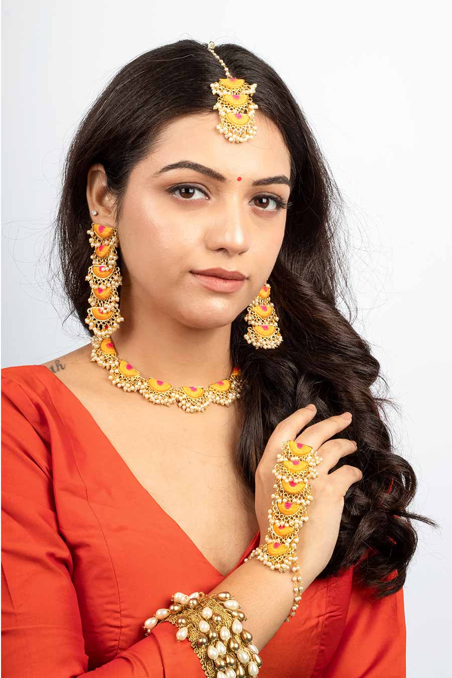 Blush & Gold Maang Teeka