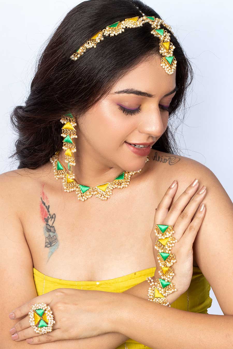 Twsit Yellow & Green Embroidered Ring