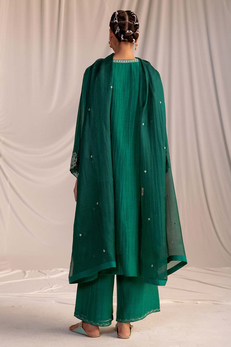 Green Embroidered Kurta & Pant Set