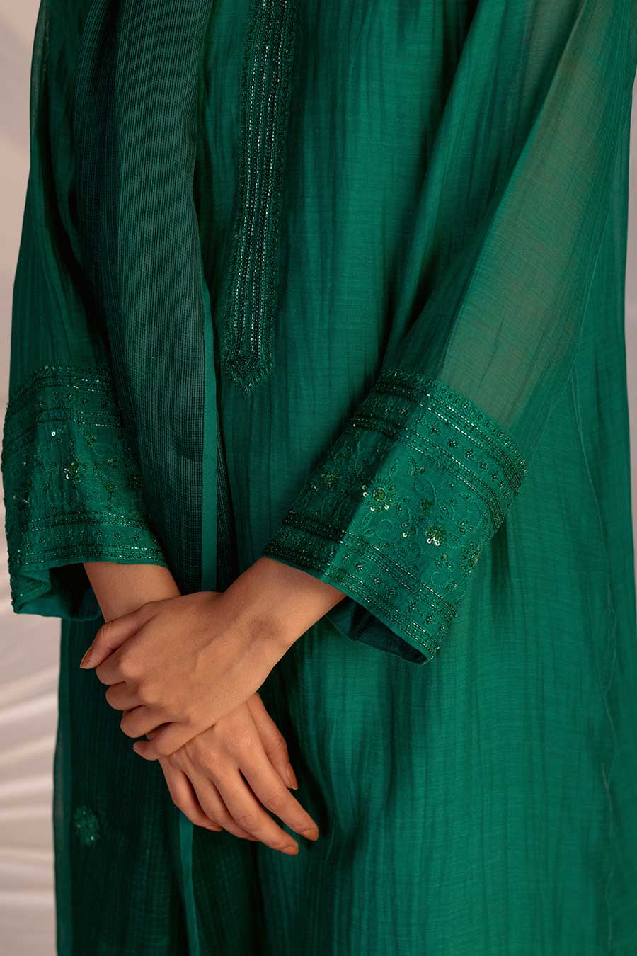Green Embroidered Kurta & Pant Set