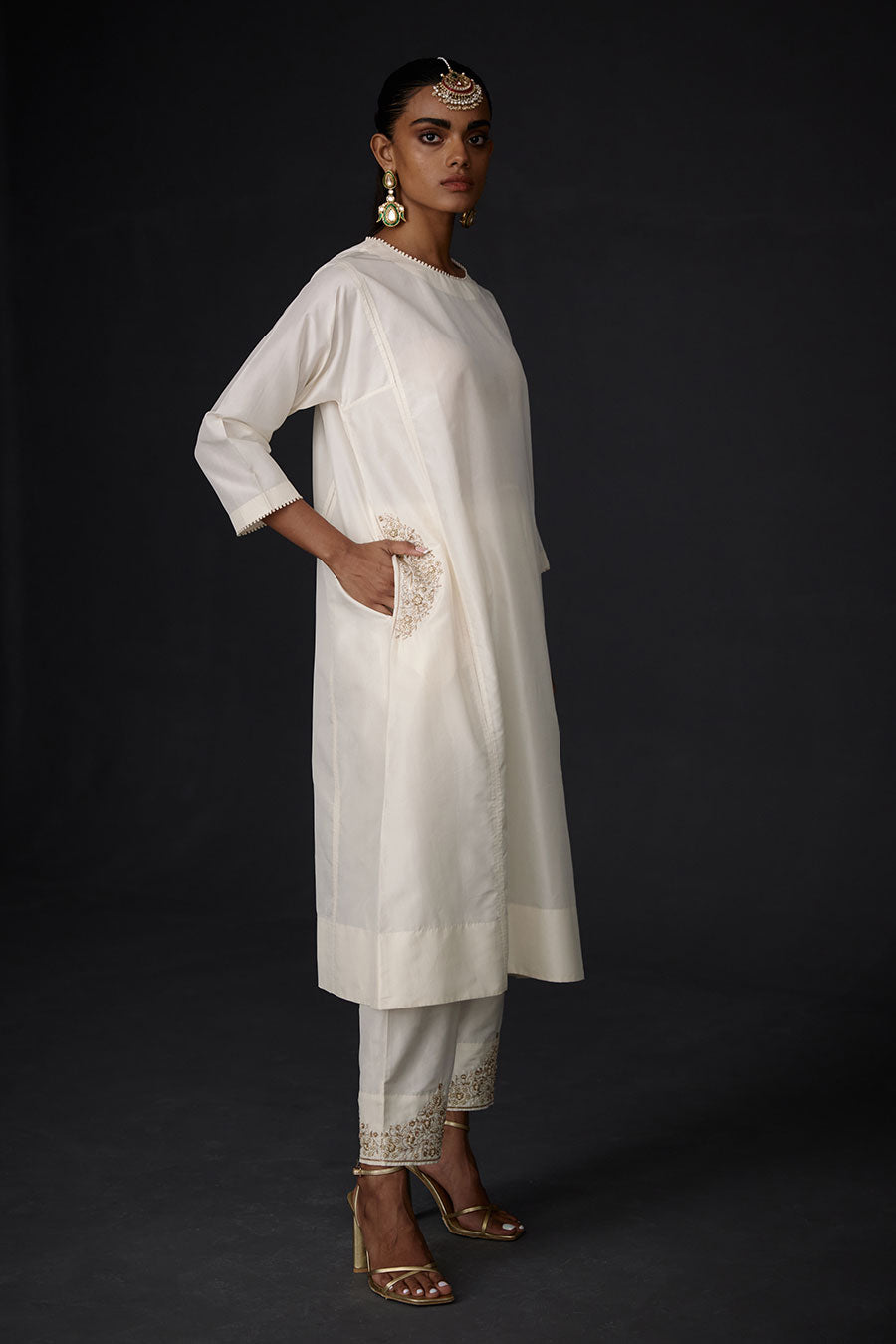 Ivory Embroidered Pocket Kurta & Pant Set