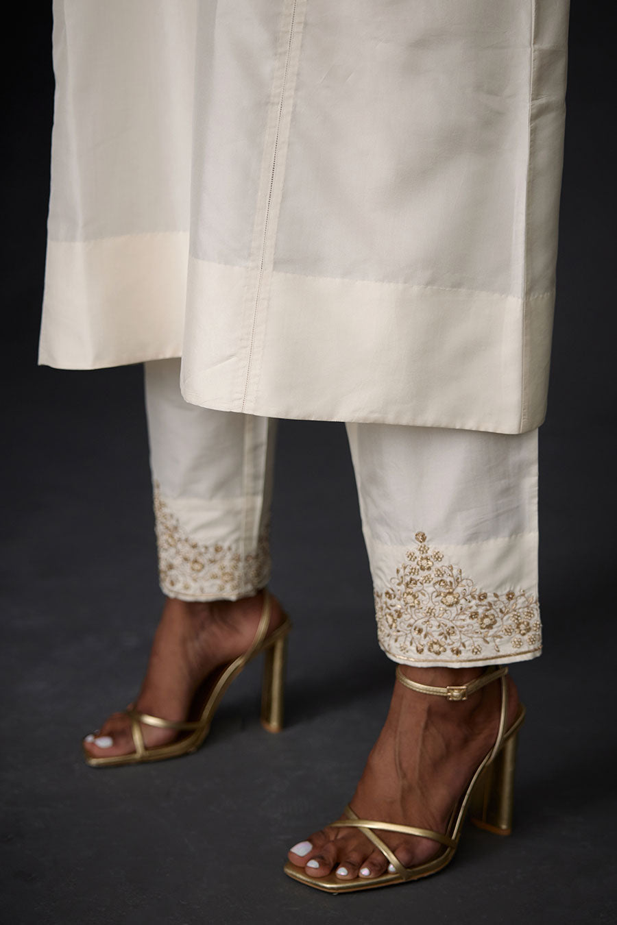 Ivory Embroidered Pocket Kurta & Pant Set