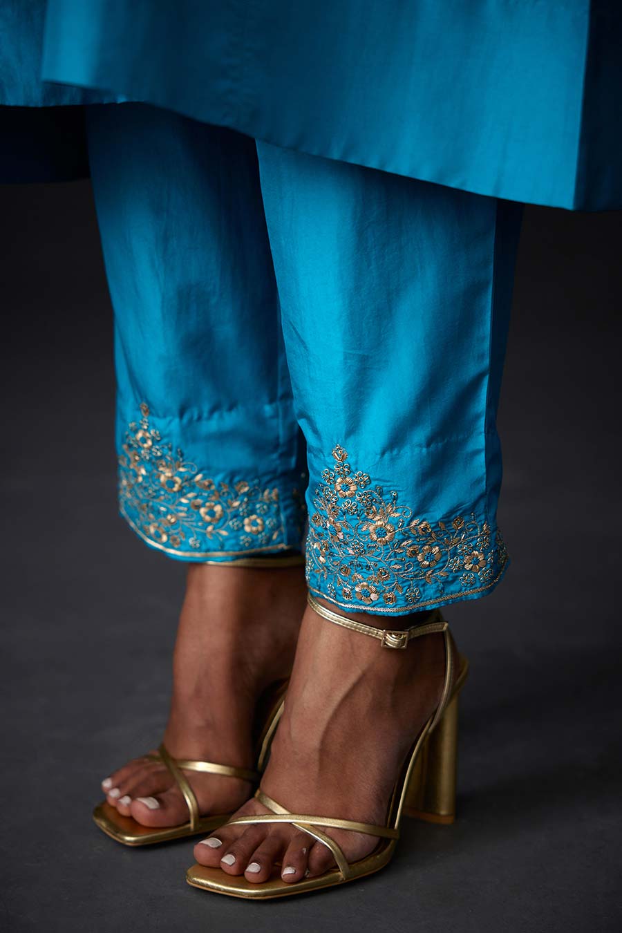 Turquoise Blue Embroidered Pocket Tunic & Pant Set