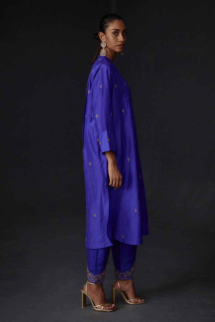 Persian Blue Embroidered Kurta & Pant Set