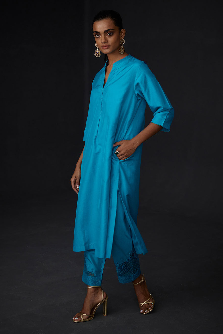 Turquoise Blue Kurta & Embroidered Pant Set