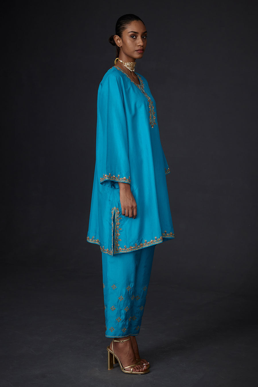 Turquoise Blue Embroidered Kurta & Pant Set