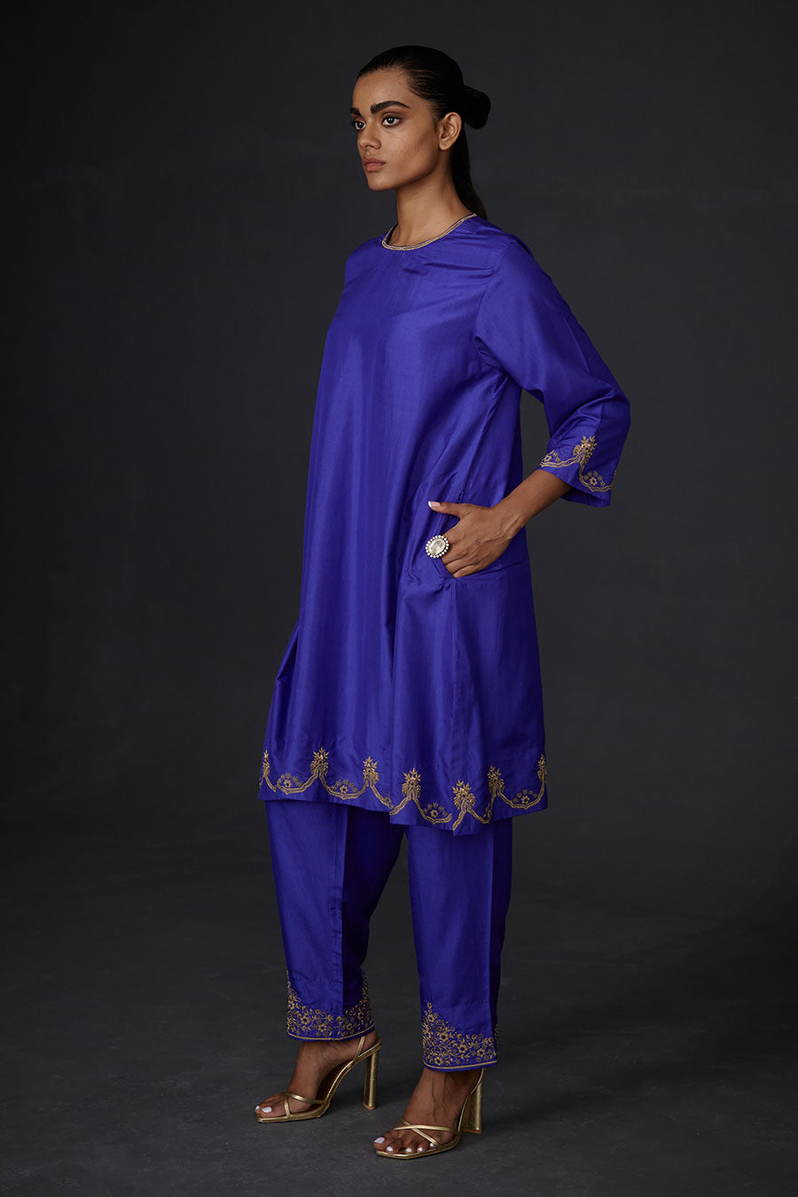 Persian Blue Embroidered Kurta & Pant Set