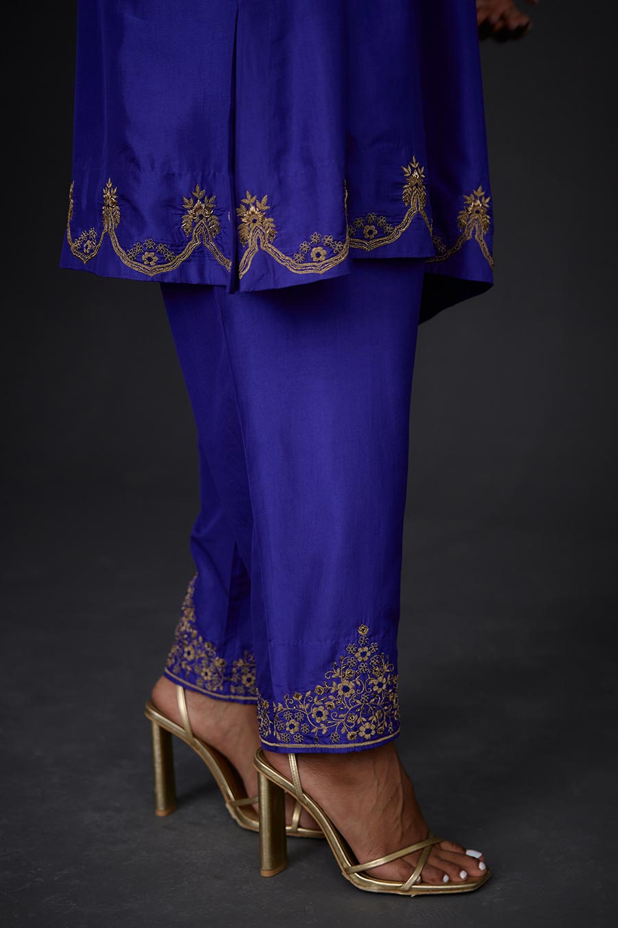 Persian Blue Embroidered Kurta & Pant Set