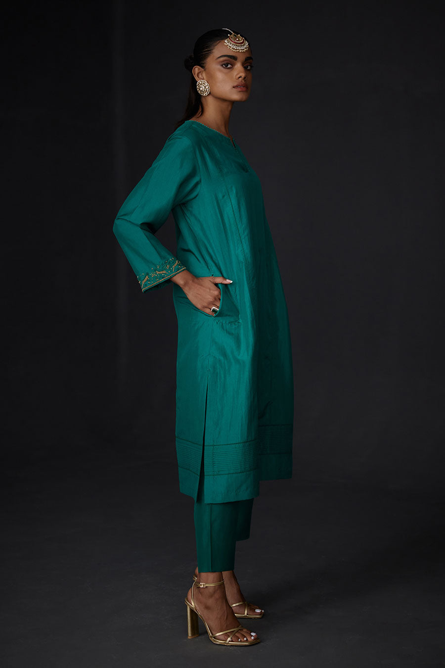 Green Embroidered Pintuck Kurta & Pant Set