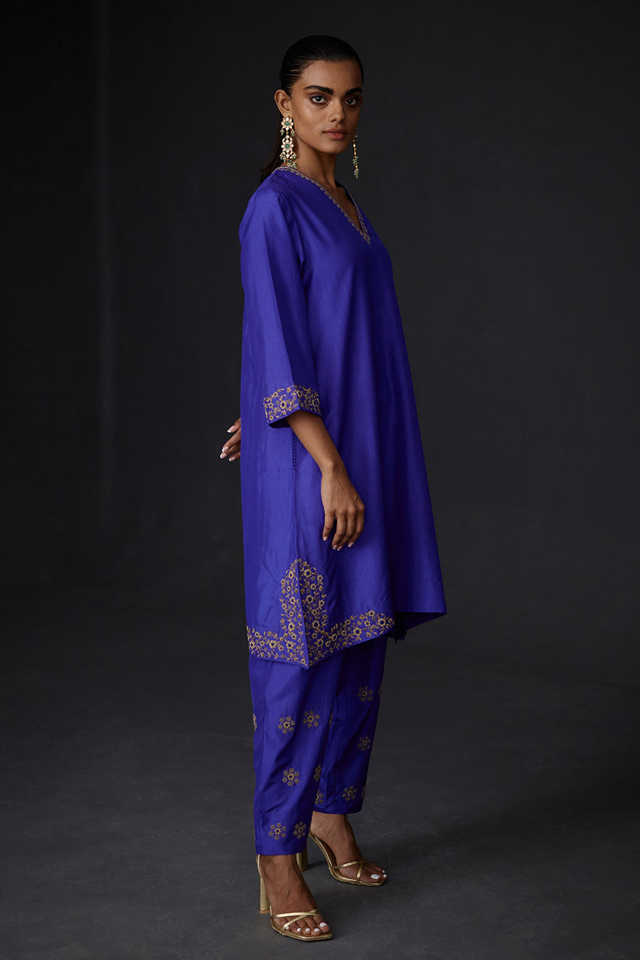 Persian Blue Embroidered Kurta & Pant Set