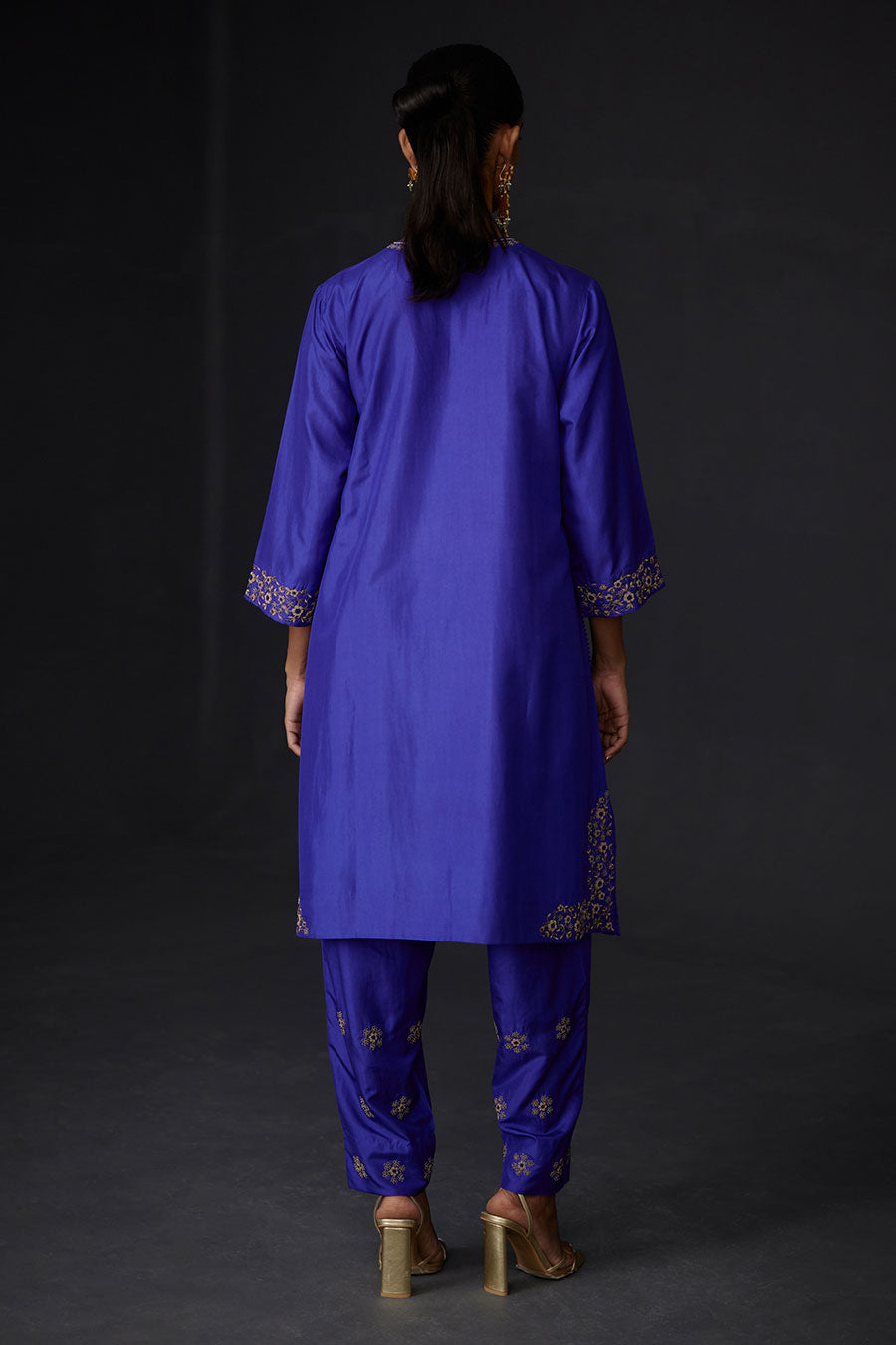 Persian Blue Embroidered Kurta & Pant Set
