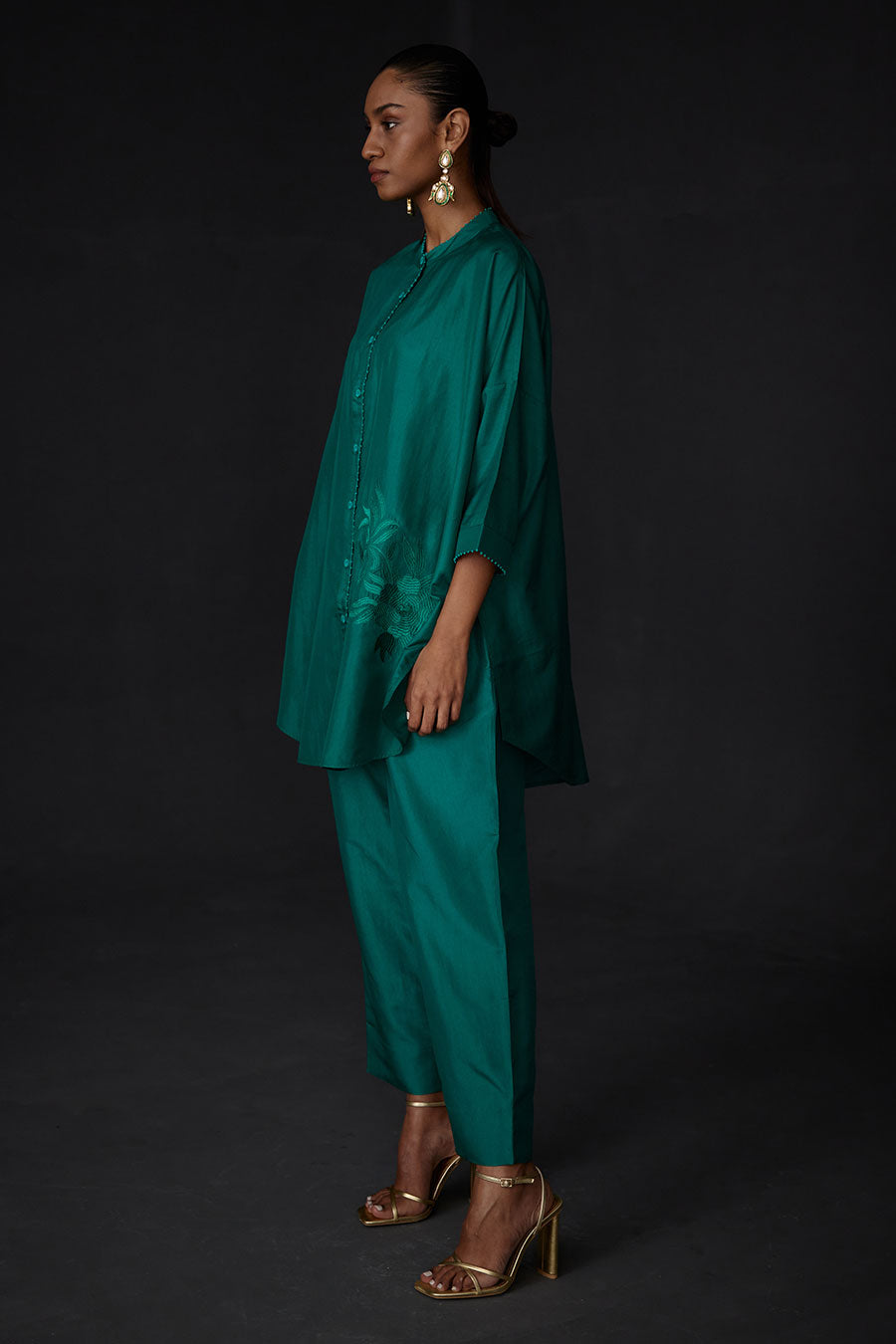Green Embroidered Tunic & Pant Set