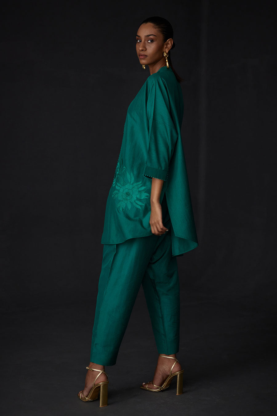 Green Embroidered Tunic & Pant Set